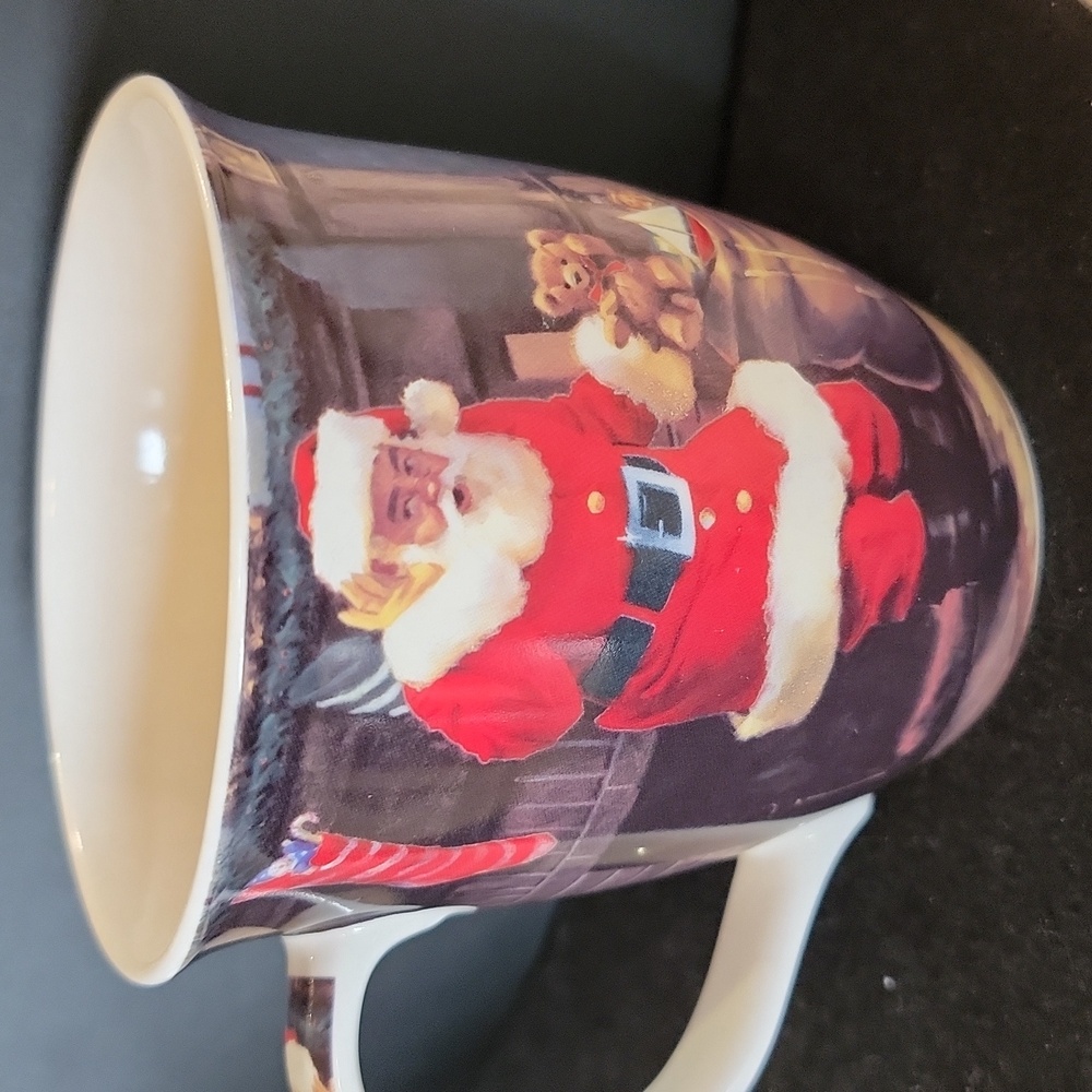 2008 Burton+Burton Tom Browning "I Believe in Santa" Christmas Mug